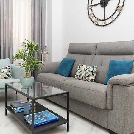 Apartamento Triana Deluxe Con Patio Privado セビリア エクステリア 写真