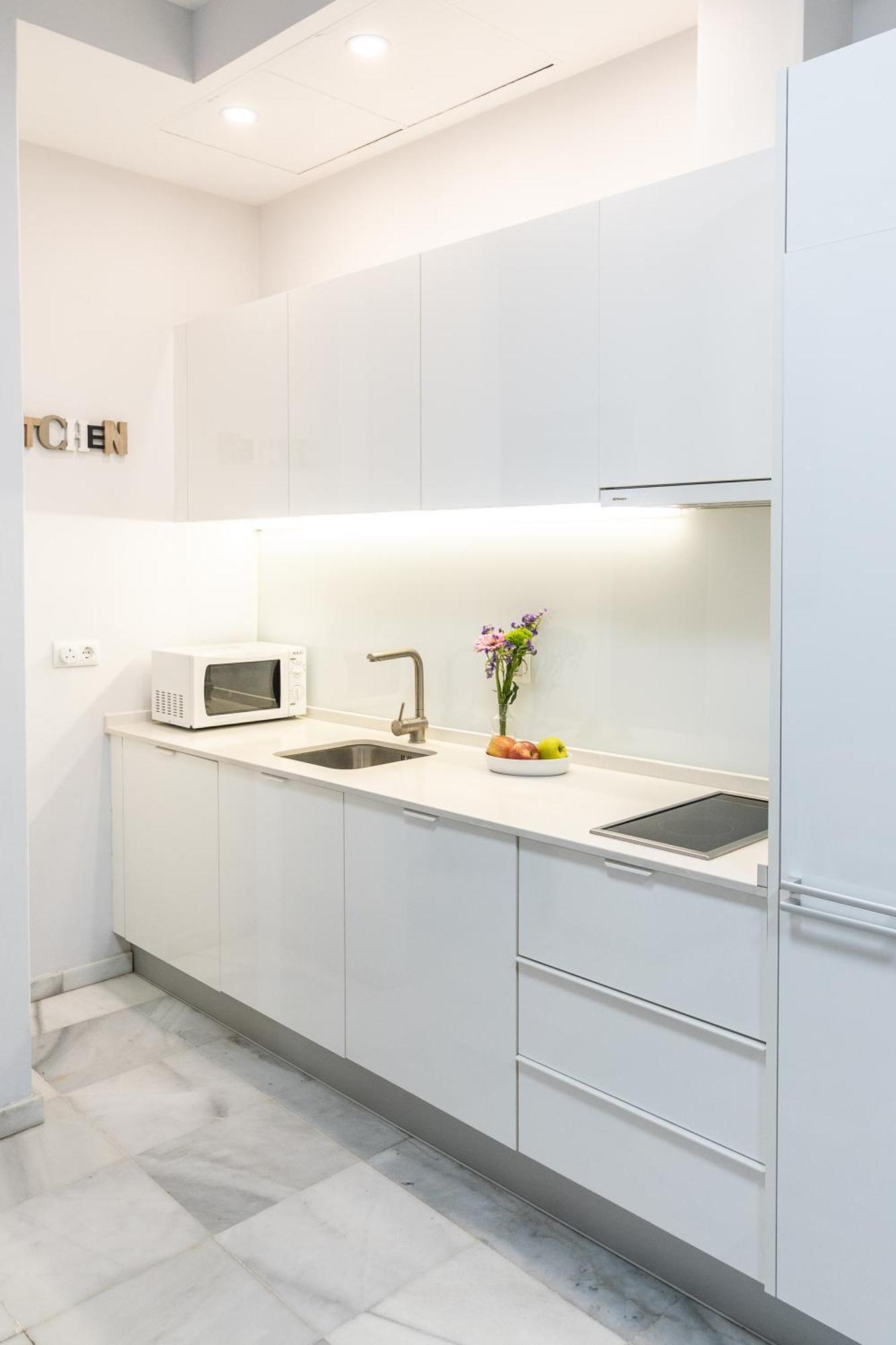 Apartamento Triana Deluxe Con Patio Privado セビリア エクステリア 写真