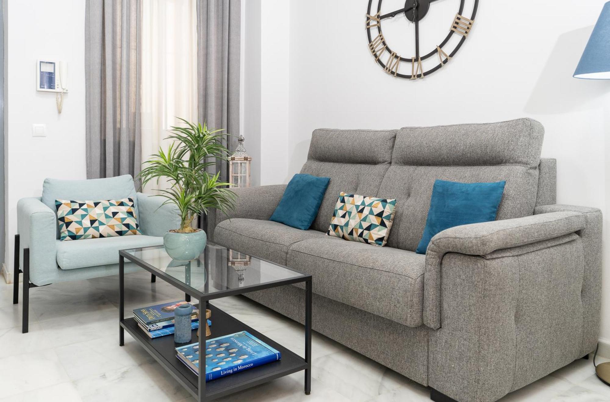Apartamento Triana Deluxe Con Patio Privado セビリア エクステリア 写真